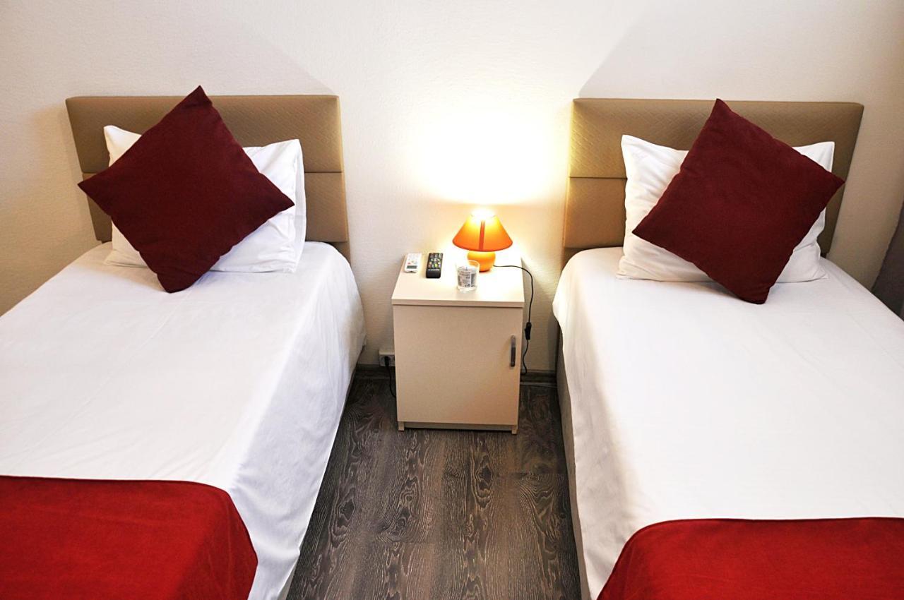 Hotel Alexandra Tbilisi Ngoại thất bức ảnh