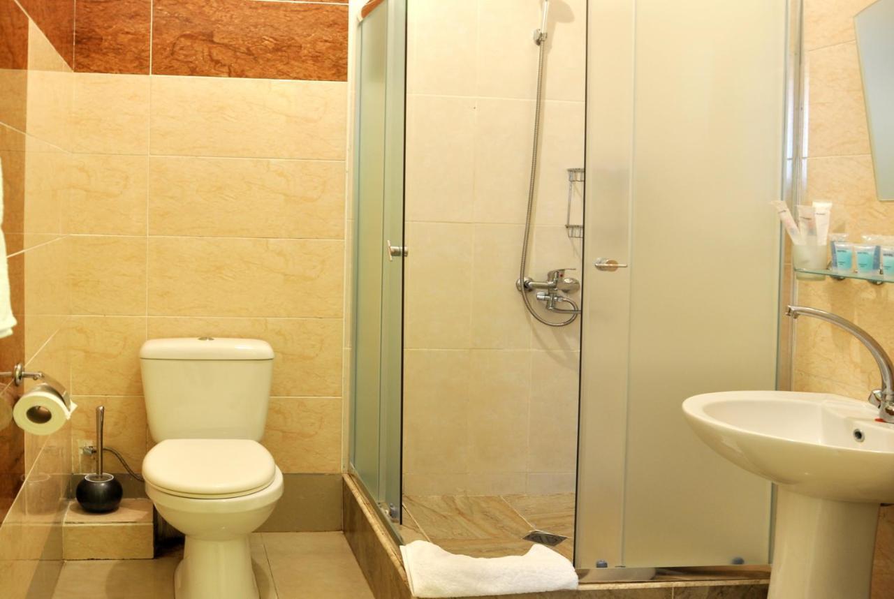 Hotel Alexandra Tbilisi Ngoại thất bức ảnh